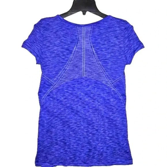 GAP Women's Heathered Blue Gapfit Motion Short Sleeve Workout Gym Yoga Top Large - Picture 2 of 7